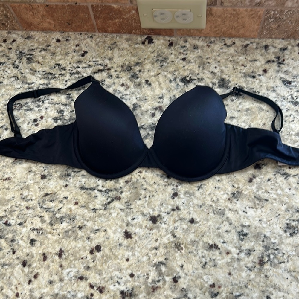 B. Tempt’d bra 32D